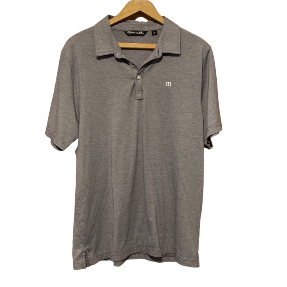 Travis Mathew mens polo shirt size large. Light lavender Pima cotton blend